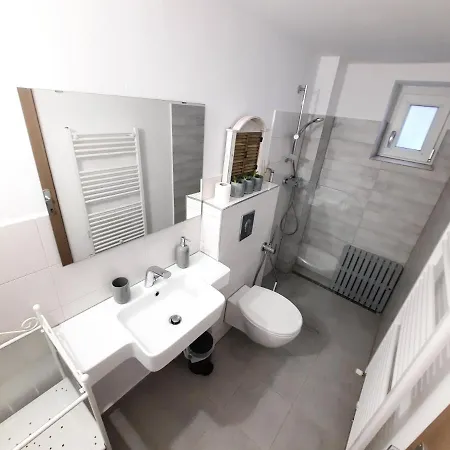 Pif Livada Postei Apartment *