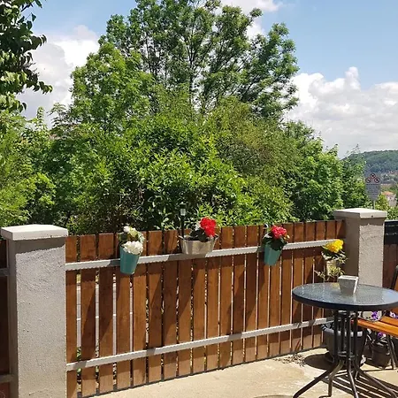 Apartment Pif Livada Postei